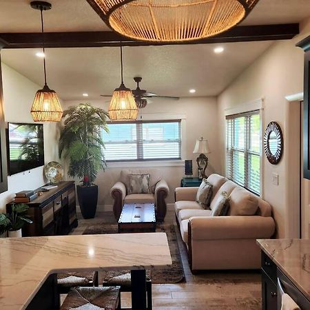 Bali Bungalow - Downtown Cocoa Beach Bagian luar foto